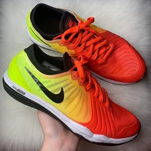 Nike Dual Fusion TR4 Sneakers